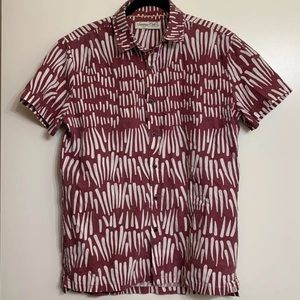 EUC Sovereign Code Trippy Abstract Red Button Up Mens Small